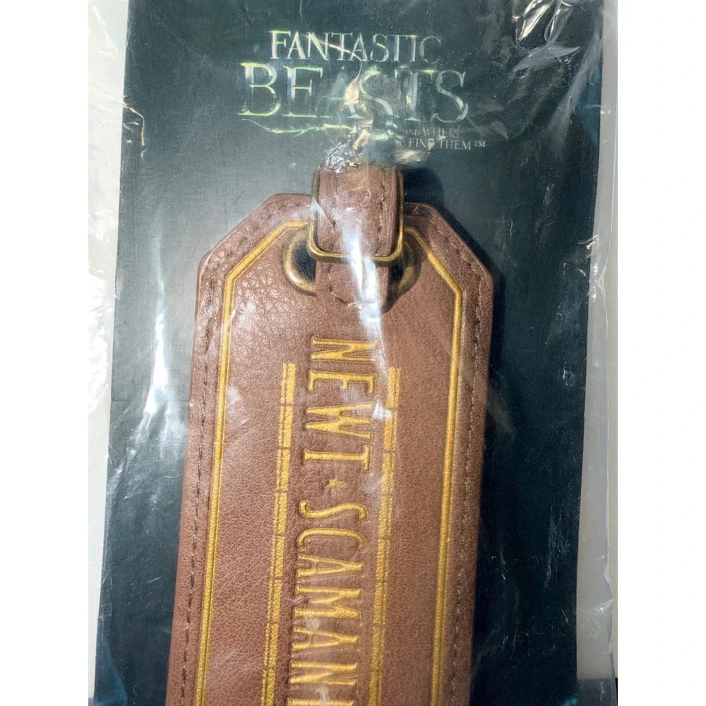 Fantastic Beasts Newt Scamander Luggage Tag Bioworld Wizarding World Brown NEW